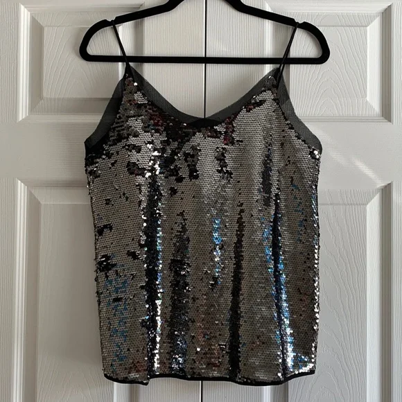 WD.NY women’s Sequin Top. - Picture 3 of 8